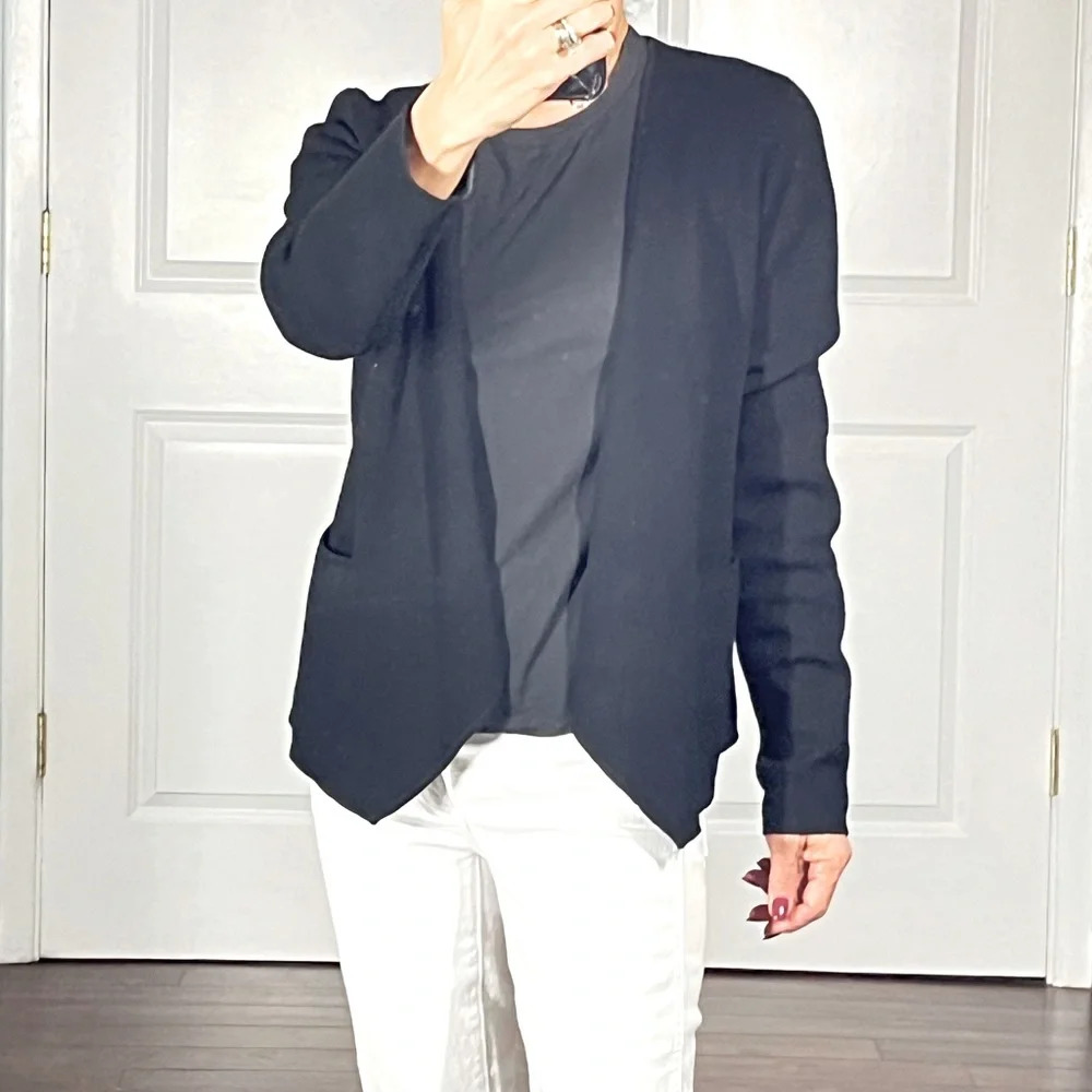 Margaret O’Leary black 100% merino wool open jacket sweater size M